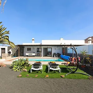 Mariola Playa Blanca (Lanzarote)